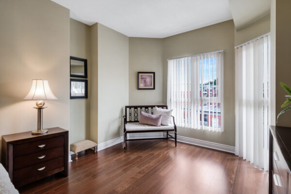 160-Woodbridge-Avenue-#307-Vaughan-Web-Salisbury-21