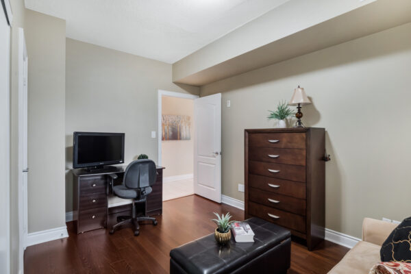160-Woodbridge-Avenue-#307-Vaughan-Web-Salisbury-25