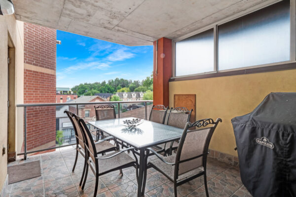 160-Woodbridge-Avenue-#307-Vaughan-Web-Salisbury-30