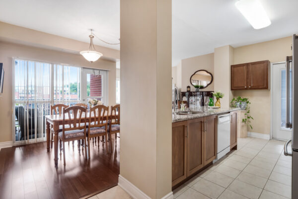 160-Woodbridge-Avenue-#307-Vaughan-Web-Salisbury-7