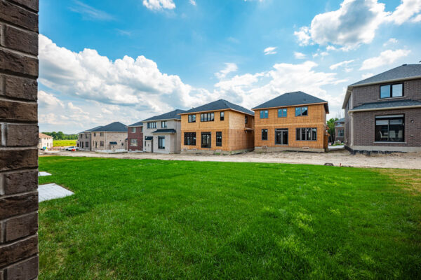 18-Ainslie-Hill-Crescent-Georgina-Exterior-Web-Salisbury-11