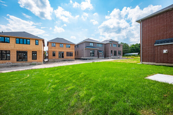 18-Ainslie-Hill-Crescent-Georgina-Exterior-Web-Salisbury-14