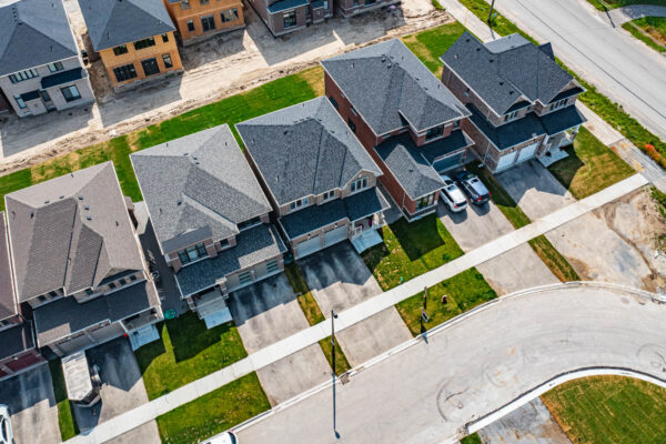 18-Ainslie-Hill-Crescent-Georgina-Exterior-Web-Salisbury-2