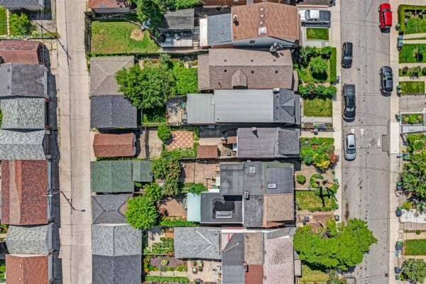 201-Gilbert-Avenue-Toronto-Web-Salisbury-10