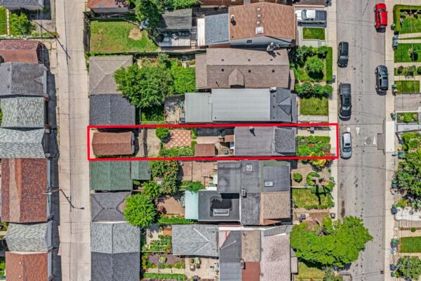 201-Gilbert-Avenue-Toronto-Web-Salisbury-2