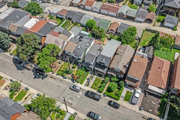 201-Gilbert-Avenue-Toronto-Web-Salisbury-5