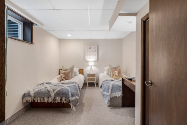 205-Rouge-Hills-Drive-Toronto-Web-Salisbury-66