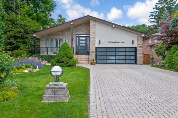 205-Rouge-Hills-Drive-Toronto-Web-Salisbury-8
