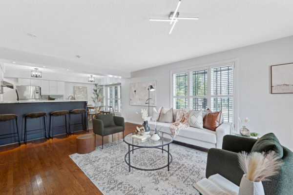 118-Finch-Avenue-West-TH-#1-Toronto-Web-Salisbury-14