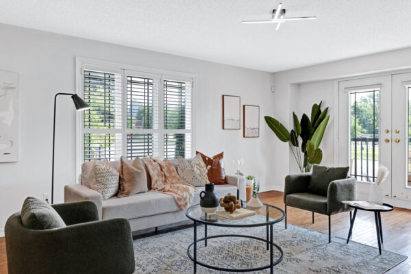 118-Finch-Avenue-West-TH-#1-Toronto-Web-Salisbury-16