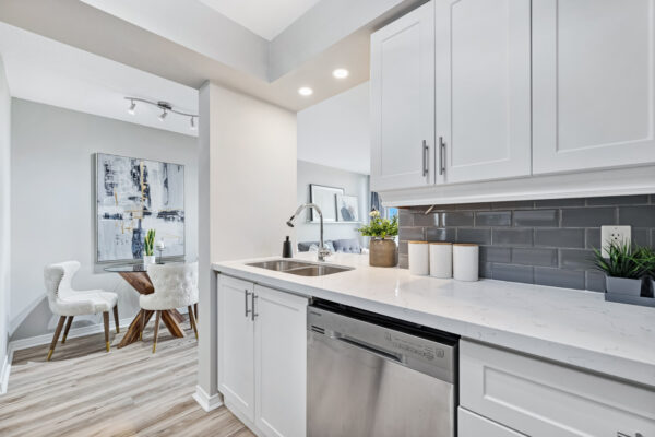1200-The-Esplanade-N-#905-Pickering-Web-Salisbury-13