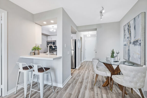 1200-The-Esplanade-N-#905-Pickering-Web-Salisbury-16