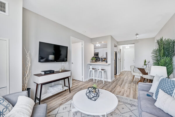 1200-The-Esplanade-N-#905-Pickering-Web-Salisbury-20