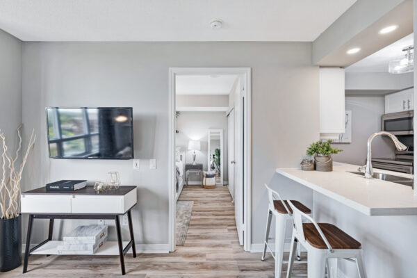 1200-The-Esplanade-N-#905-Pickering-Web-Salisbury-22
