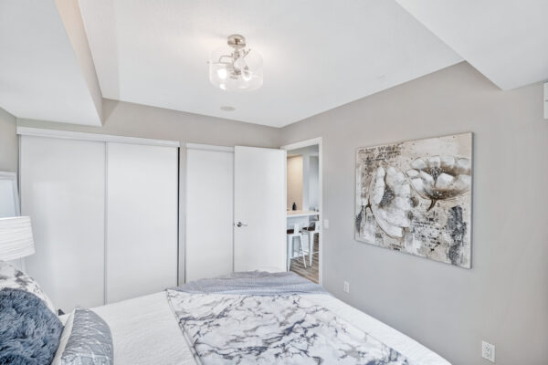 1200-The-Esplanade-N-#905-Pickering-Web-Salisbury-25
