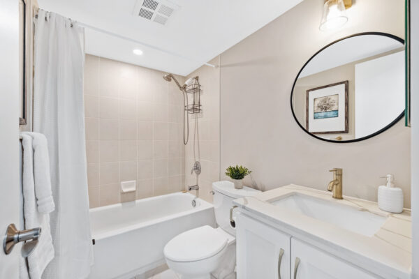 1200-The-Esplanade-N-#905-Pickering-Web-Salisbury-27