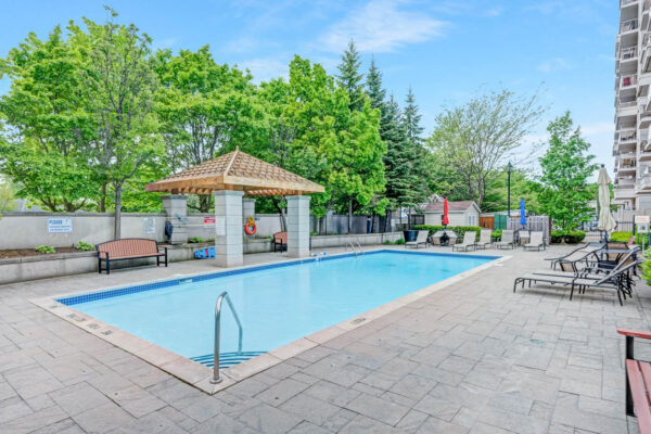 1200-The-Esplanade-N-#905-Pickering-Web-Salisbury-30