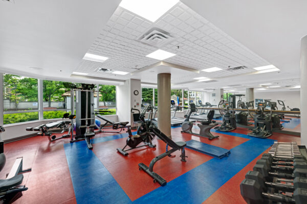 1200-The-Esplanade-N-#905-Pickering-Web-Salisbury-32