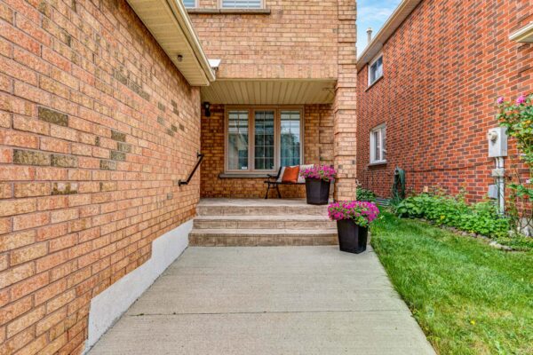 147-Governor-Crescent-Vaughan-Web-Salisbury-10