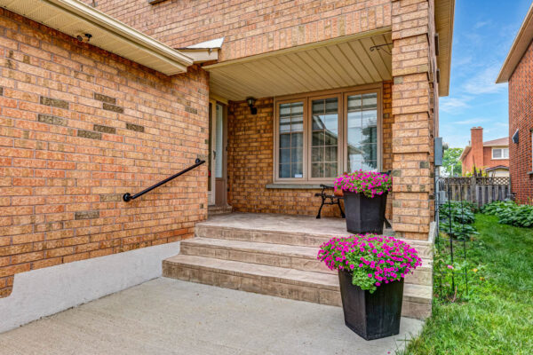 147-Governor-Crescent-Vaughan-Web-Salisbury-11