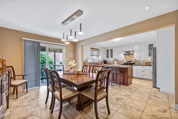 147-Governor-Crescent-Vaughan-Web-Salisbury-23