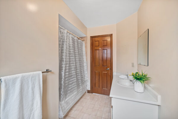 147-Governor-Crescent-Vaughan-Web-Salisbury-37