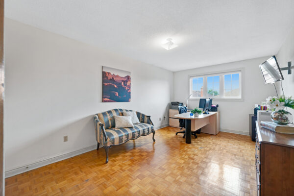 147-Governor-Crescent-Vaughan-Web-Salisbury-38