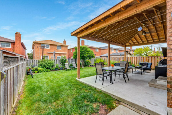 147-Governor-Crescent-Vaughan-Web-Salisbury-49