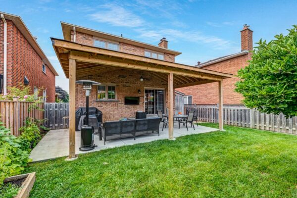 147-Governor-Crescent-Vaughan-Web-Salisbury-53