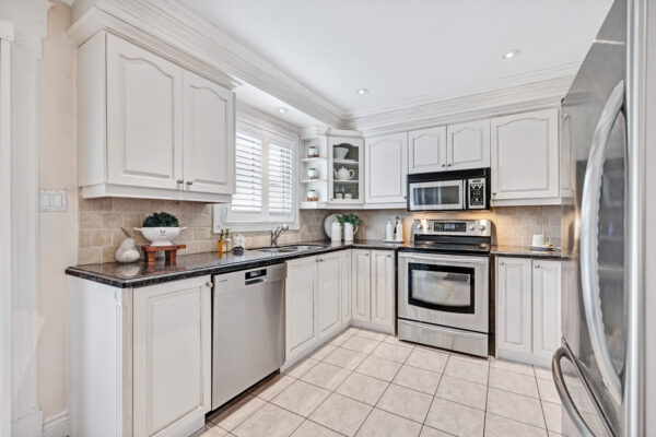 304-Killian-Road-Vaughan-Web-Salisbury-17