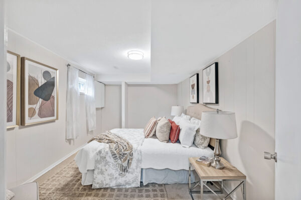 31-Rodarick-Drive-Toronto-Web-Salisbury-43