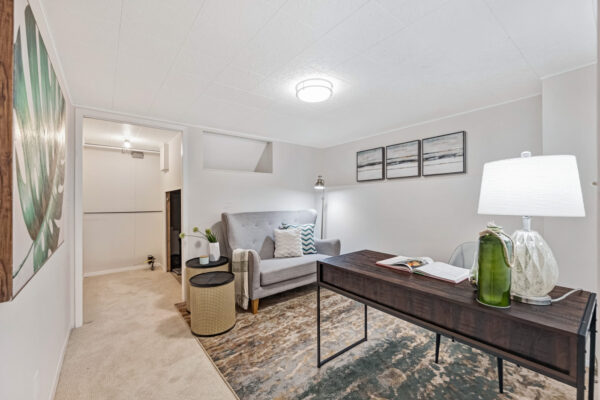 31-Rodarick-Drive-Toronto-Web-Salisbury-45