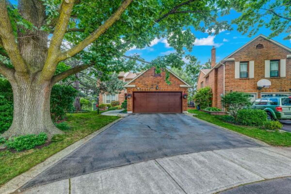 4008-Powderhorn-Court-Mississauga-Web-Salisbury-3