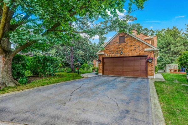 4008-Powderhorn-Court-Mississauga-Web-Salisbury-4