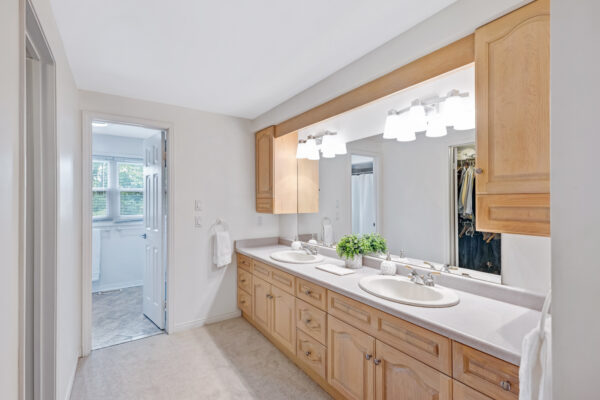 4008-Powderhorn-Court-Mississauga-Web-Salisbury-40