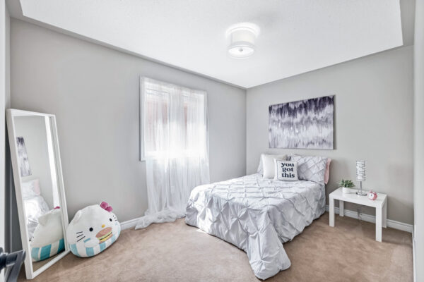 42-Boticelli-Way-Vaughan-Web-Salisbury-42