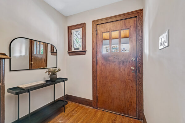 46-Bowood-Avenue-Toronto-Web-Salisbury-11