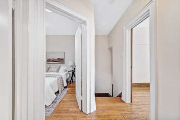 46-Bowood-Avenue-Toronto-Web-Salisbury-32