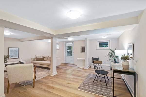 46-Bowood-Avenue-Toronto-Web-Salisbury-44