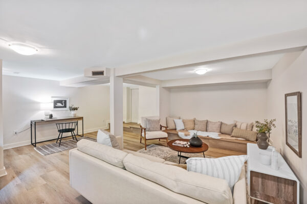 46-Bowood-Avenue-Toronto-Web-Salisbury-45