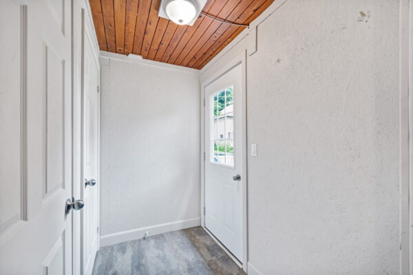 49-Victoria-Street-Orillia-Web-Salisbury-12