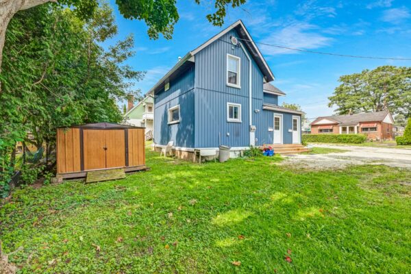 49-Victoria-Street-Orillia-Web-Salisbury-34