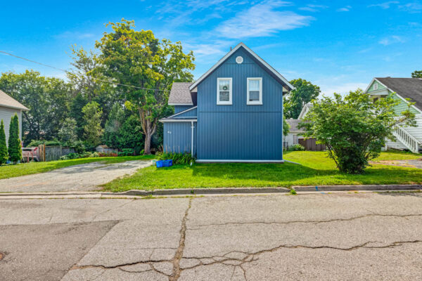 49-Victoria-Street-Orillia-Web-Salisbury-5