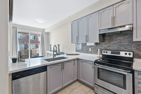 51-Selby-Crescent-Bradford-Web-Salisbury-21
