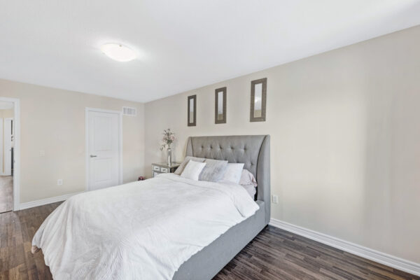 51-Selby-Crescent-Bradford-Web-Salisbury-28