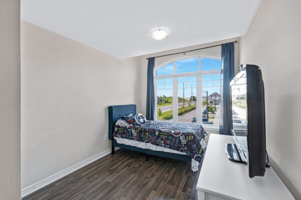 51-Selby-Crescent-Bradford-Web-Salisbury-33