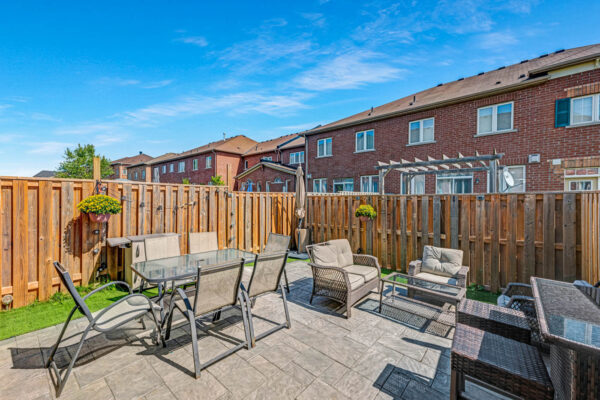 51-Selby-Crescent-Bradford-Web-Salisbury-41