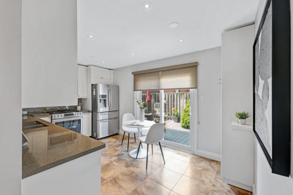 6303-Neuchatel-Road-Mississauga-Web-Salisbury-25