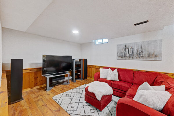 6303-Neuchatel-Road-Mississauga-Web-Salisbury-44
