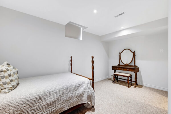 83-Aloe-Avenue-Richmond-Hill-Web-Salisbury-64